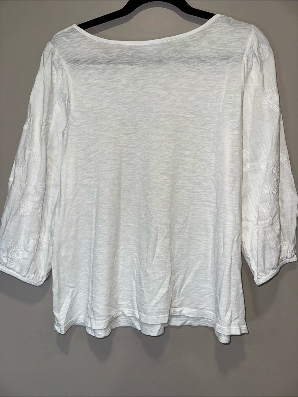 J. Jill White Embroidered Cotton Slub Knit Top Boho-Chic Coastal XS Like New - Picture 2 of 11